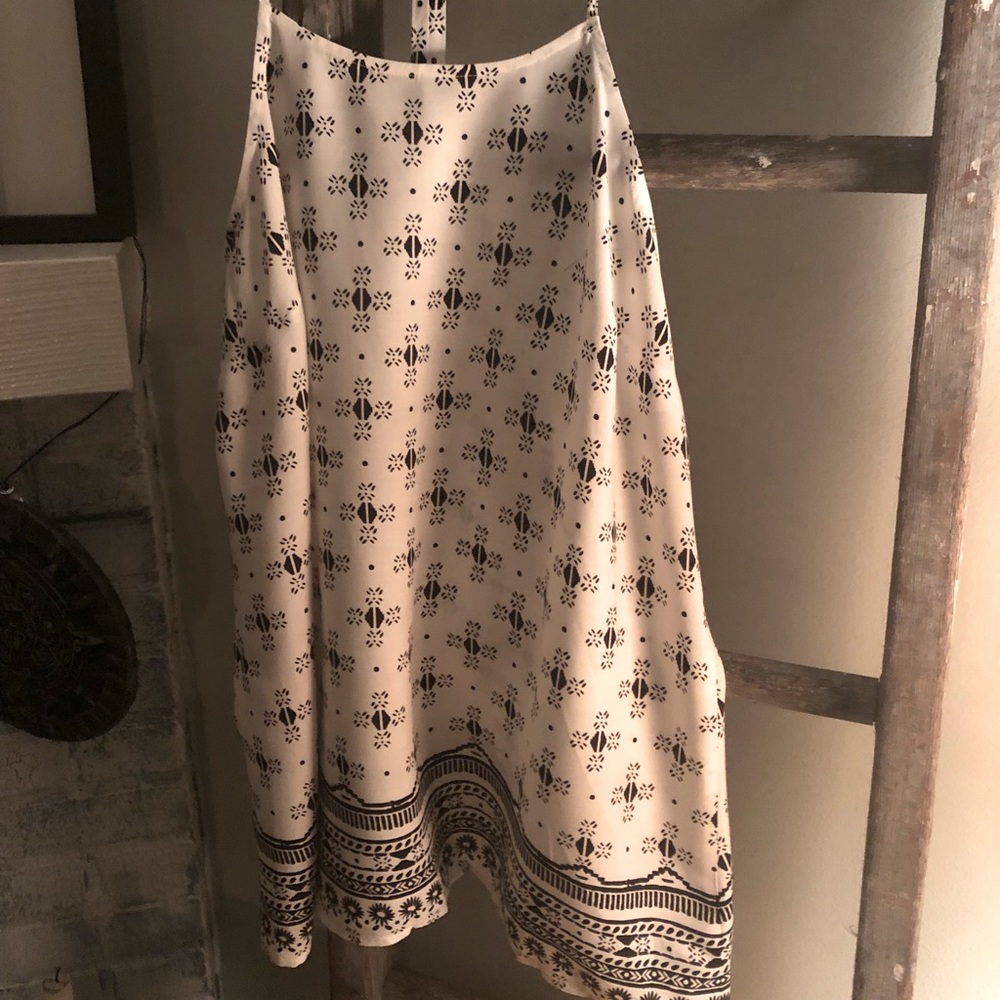 Flowing patterned cotton halter-top